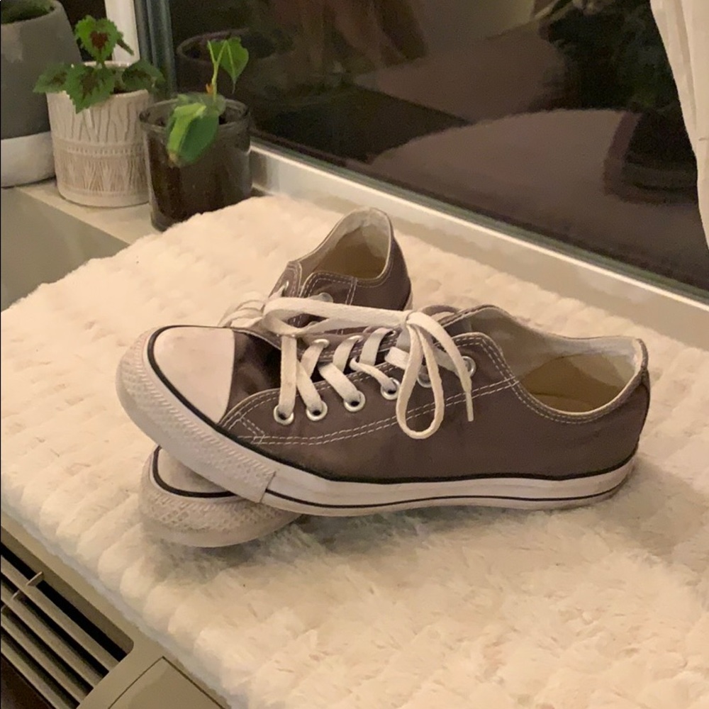 Gray Converse Low-Top Originals